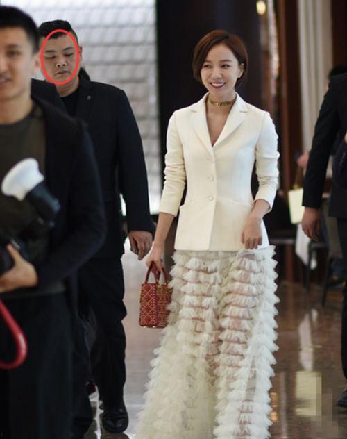 哪些明星做过保安,揭秘曾担任保安的明星身影