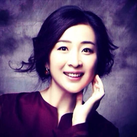 演员老婆是明星,明星夫妻的甜蜜生活揭秘