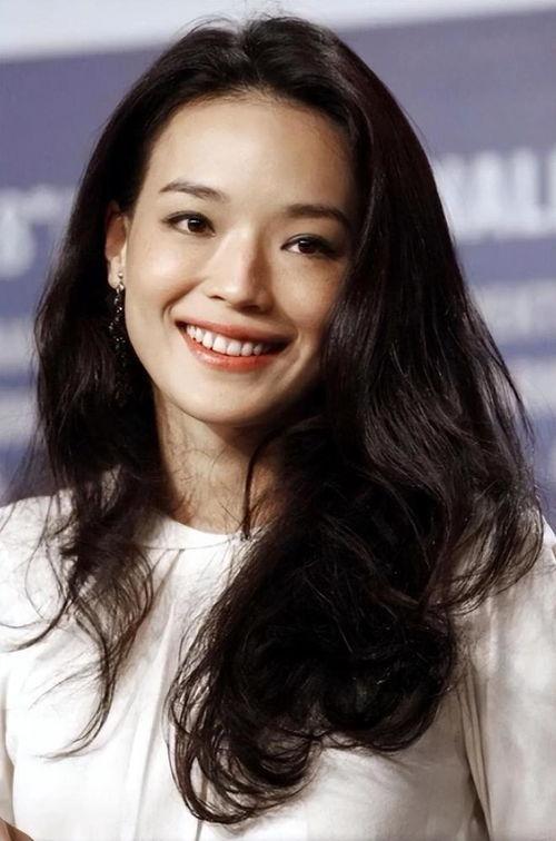 长相大气的女明星,揭秘长相大气的女明星风采