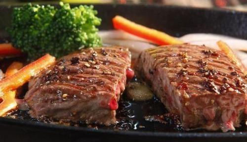 吃牛排 视频,一场视觉与味觉的双重盛宴